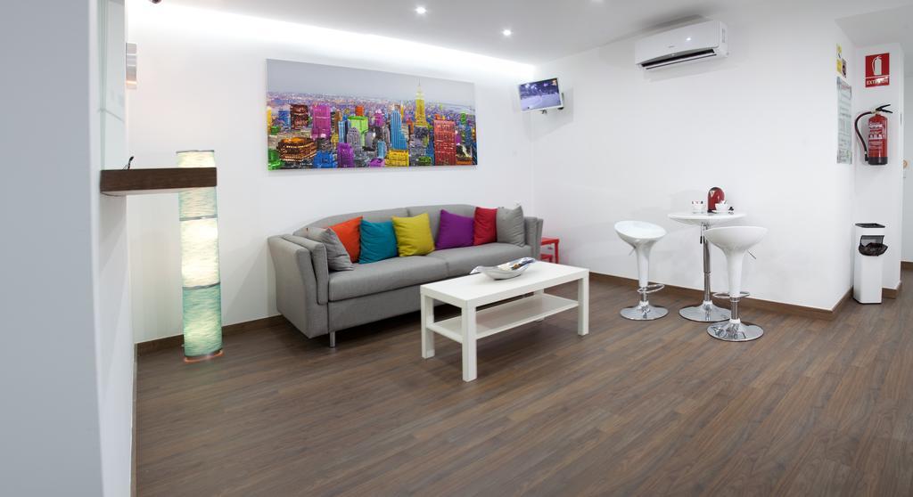 Color Suites Alicante Exterior photo