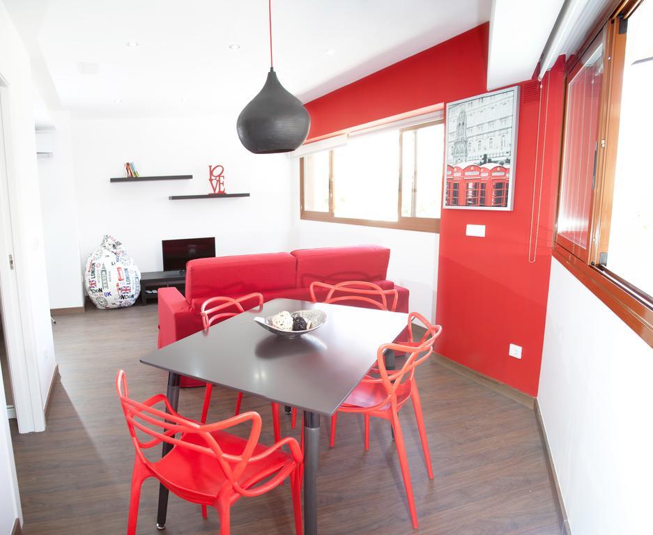 Color Suites Alicante Room photo