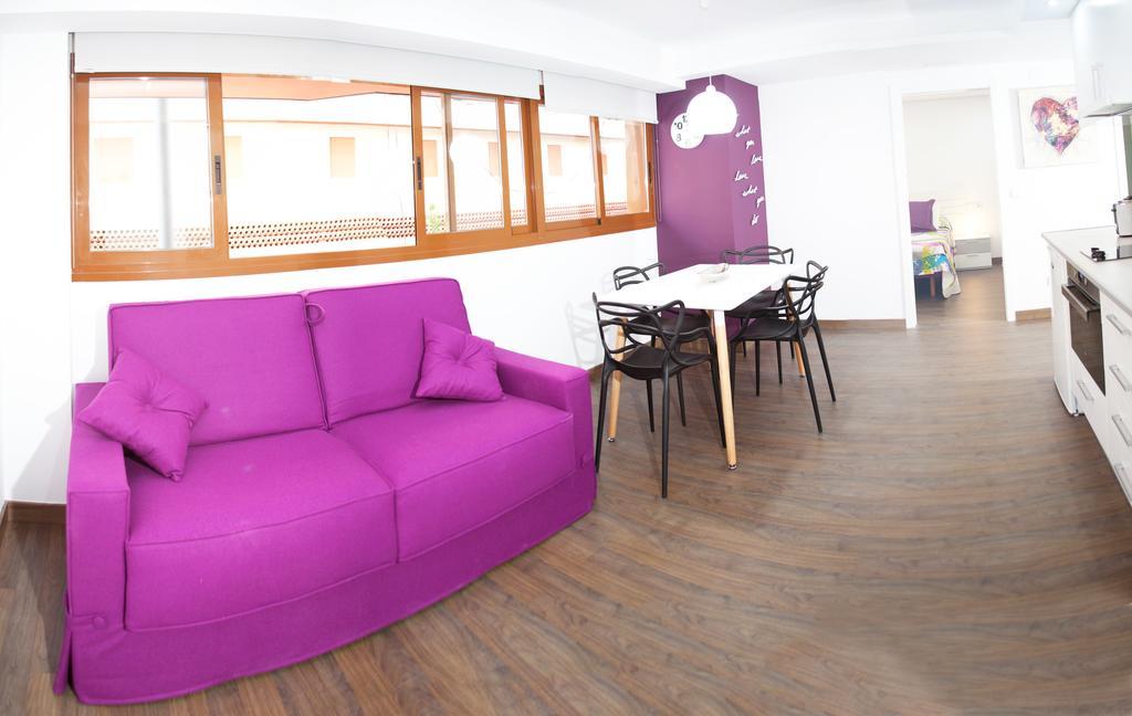 Color Suites Alicante Room photo