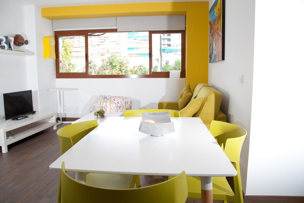Color Suites Alicante Room photo