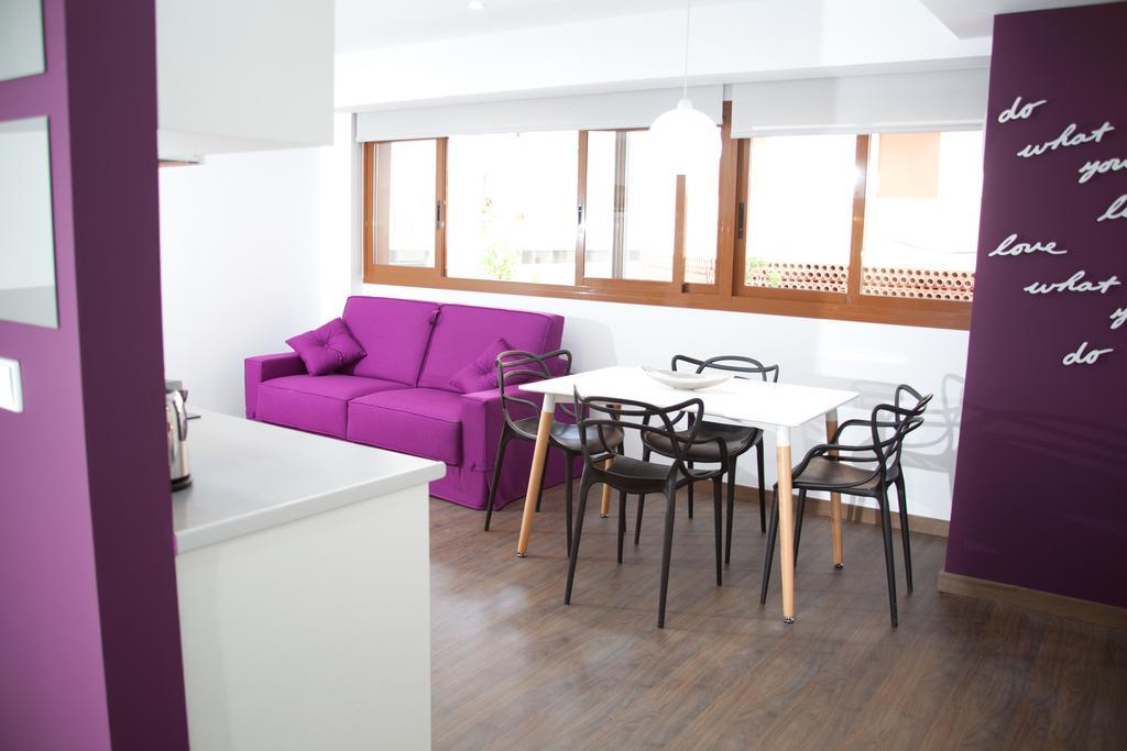Color Suites Alicante Room photo