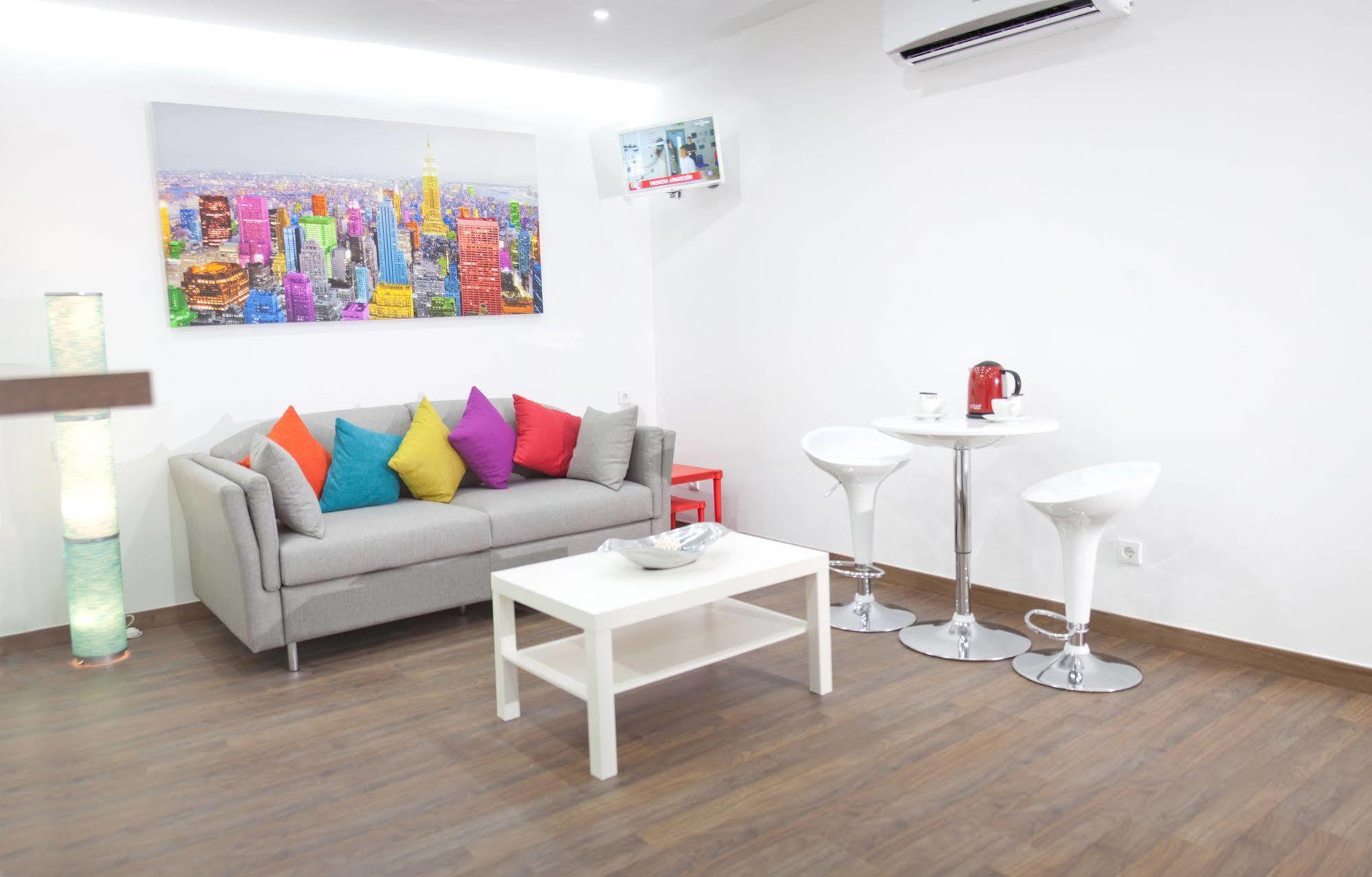 Color Suites Alicante Exterior photo